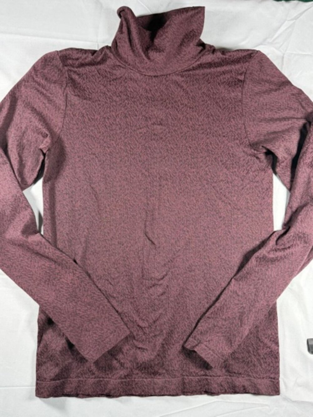 Athleta Women’s M Plum Turtleneck Long Sleeve Performance Activewear Top